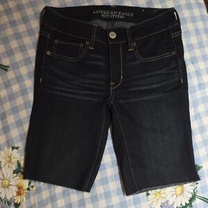 American Eagle Outfitters Women's Dark Blue Denim Shorts